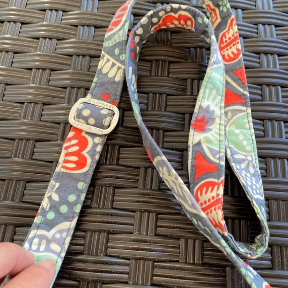 Vera Bradley Retired Nomadic Floral Little Hipster Crossbody - Picture 7 of 11